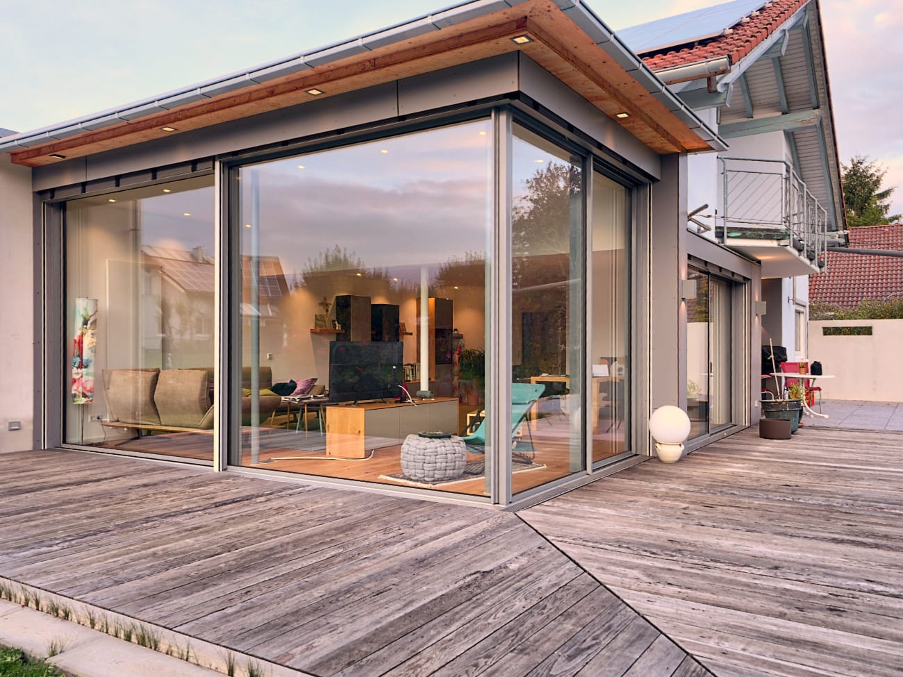 Die beliebtesten Farben und Beschichtungen für einen Carport aus Metall